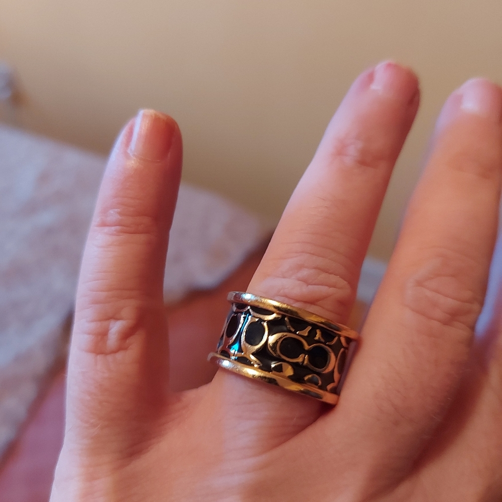 Coach ring